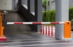 Enhancing Road Safety: The Role of Modern Traffic Barriers